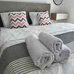 In Four Seasons 2 Apartment *