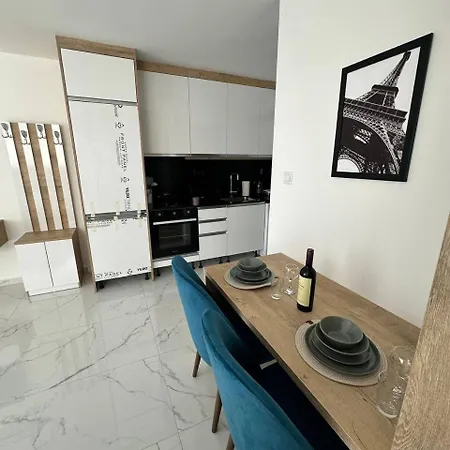 In Four Seasons 2 Apartment Boghaz