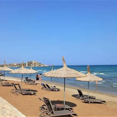 In Four Seasons 2 Apartment *