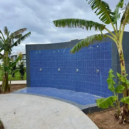 In Four Seasons 2 Apartment *